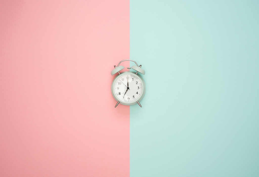 Set time limits for yourself to manage your technology use.